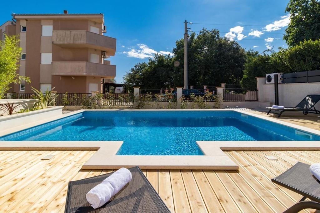 Villa Munat Лижнян Екстер'єр фото